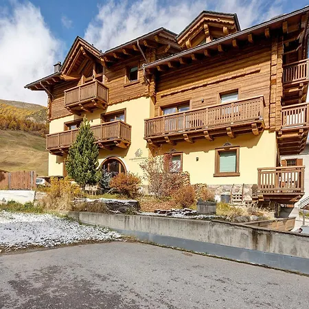 Alpstuga Wooden House