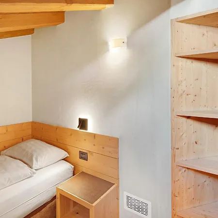 Alpstuga Wooden House Livigno