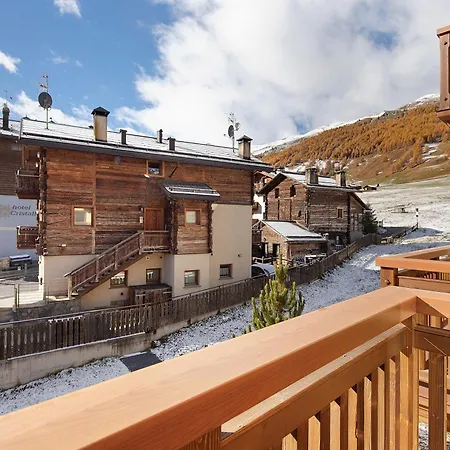Alpstuga Wooden House *