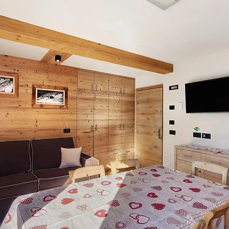 Alpstuga Wooden House Livigno
