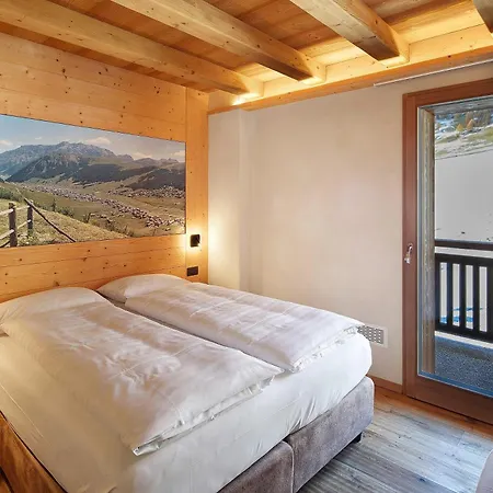 Alpstuga Wooden House Livigno